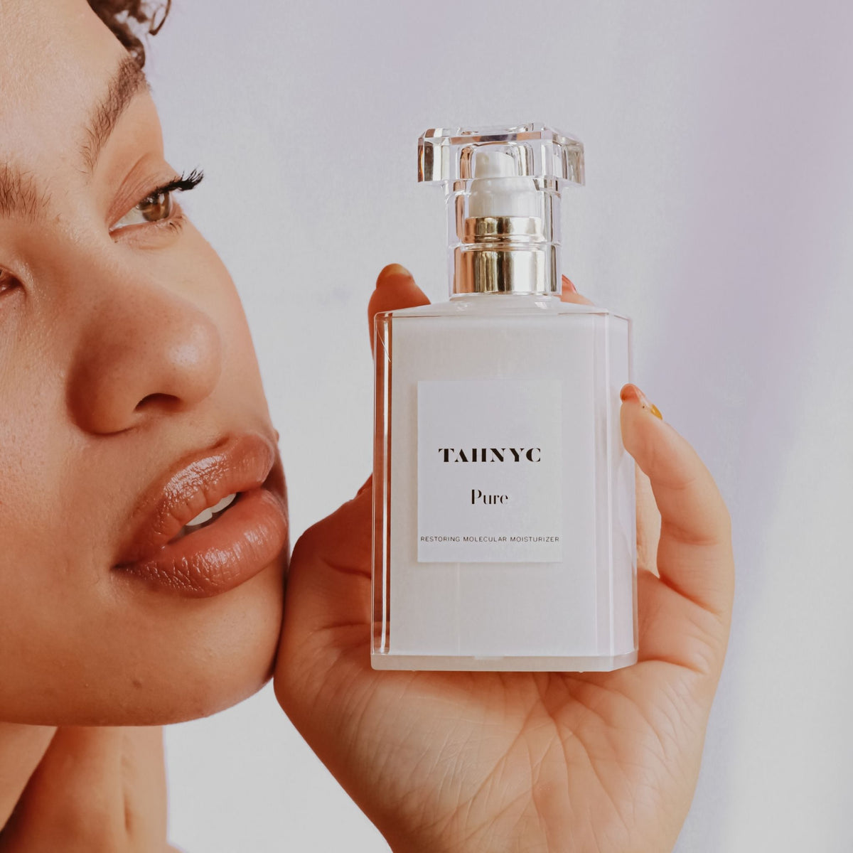 TAHNYC Pure Held on Palm | Canada